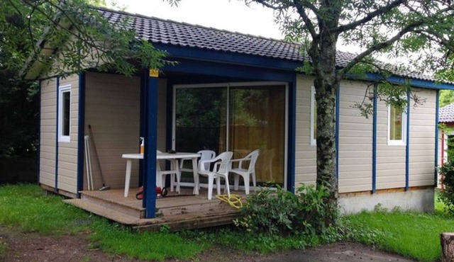 30m² Chalet with Terrace for 6 People