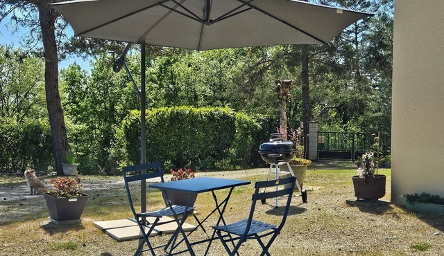 35 square meter apartment for rent by the week