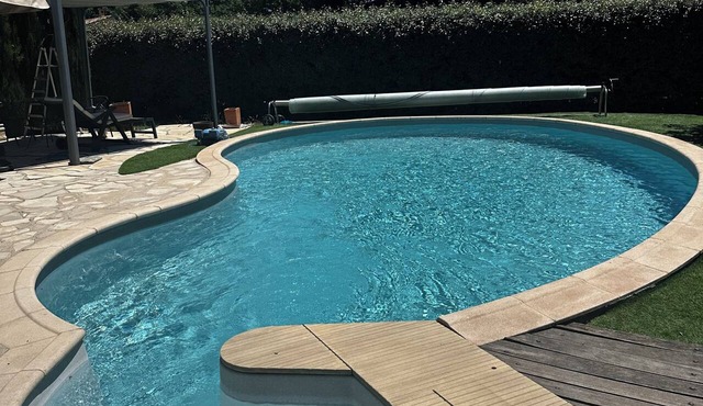 40 m² air-conditioned chalet in Callian (83440) + access to the pool