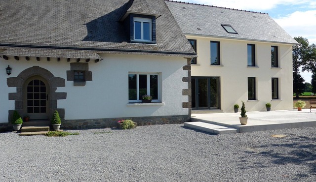 5 Bedroom Bed & breakfast in Combourg