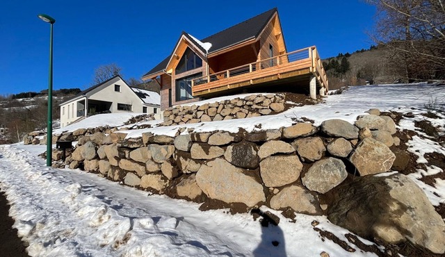 5-room chalet with terrace and garage in Mont-Dore