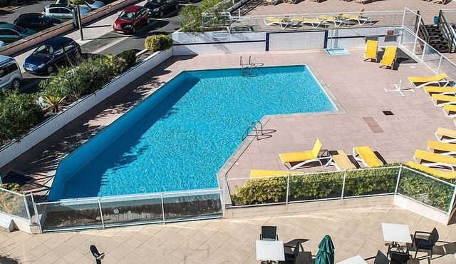 50m de la Plage! Studio pour 4 + Wi-Fi Gratuit