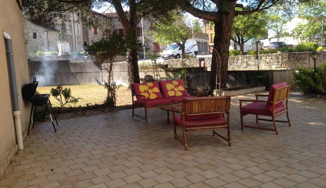 50M2 ALL COMFORTS BALCONIES TERRACE GARDEN BARBECUE