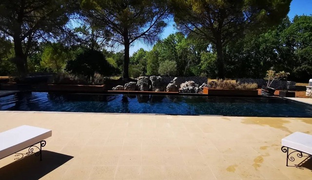 Ancien Presbytère sur un Parc de 3 Hectares, Piscine et Court de Tennis Privé