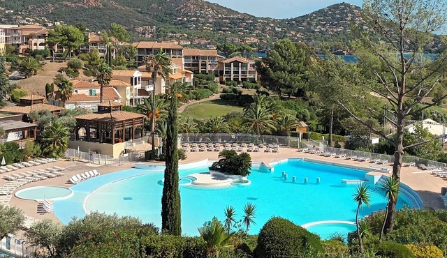Apartment cap Estérel 4/5 persons sea view, Estérel and swimming pools in Agay