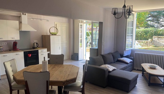 Apartment Gîte Les Fleurs 3★ - Swimming pool & air conditioning, Dordogne