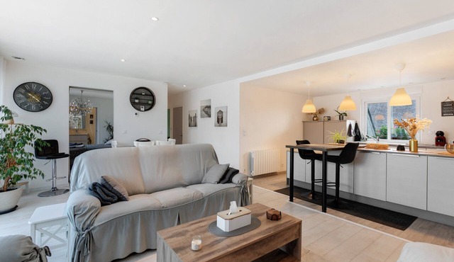 Apartment “Macleo” with Balcony and Wi-Fi