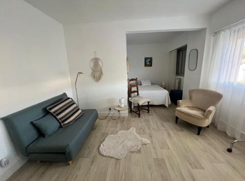 Appartement Authentique au Cœur de la Ville de Cannes