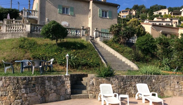 Appartement en Rez de Villa Beausite