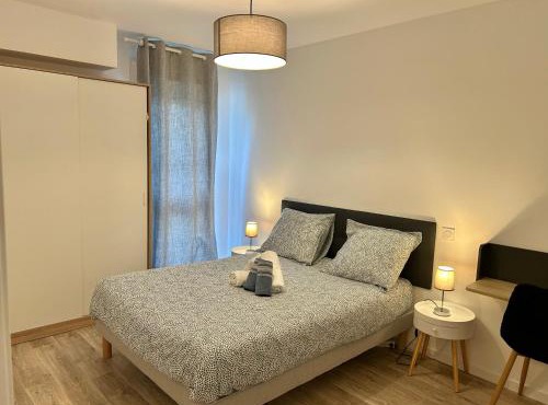 Appartement T2 Lanester -Centre avec terrasse