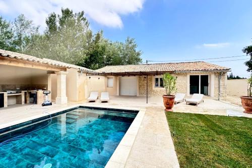 Authentic Provençal Mas 5 Bedrooms Pool Heart of the Luberon