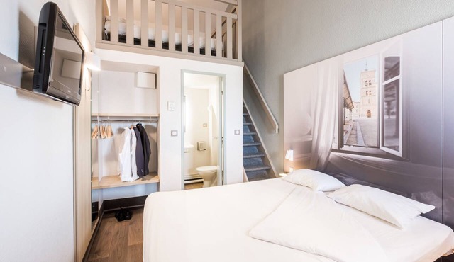 B&B HOTEL Lyon Saint-Priest
