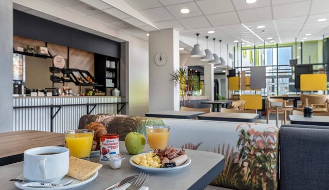 B&B HOTEL Saintes