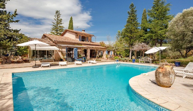 Beautiful private villa for 6 people with WIFI, private pool, TV, terrace and panoramic view