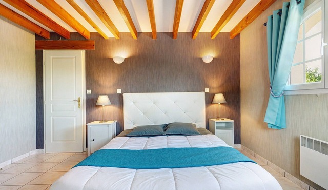 Bed and Breakfast 'Chambre D'hôtes Myosotis' with Shared Pool, Shared Terrace and Wi-Fi