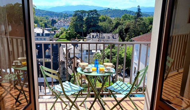 Bel Appartement Pau Centre Avec vue sur les Pyrénées