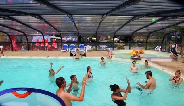Camping 4 étoiles - Piscine - ccbccdc