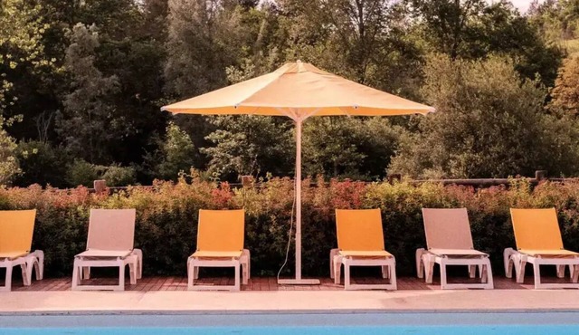 Camping Inspire Villages Séveilles - Cozy 2 Room Chalet for 2 People with Air Conditioning