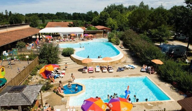 Camping Les Lacs De Courtès* - Chalet Adour 3 Rooms 5 people