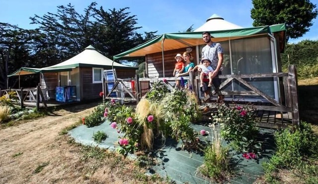 Camping Val André *** - 3 room chalet for 5 people