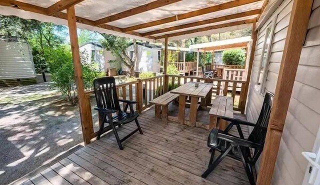Campsite Domaine des Tours* - Comfort XL 3-room mobile home for 4 people
