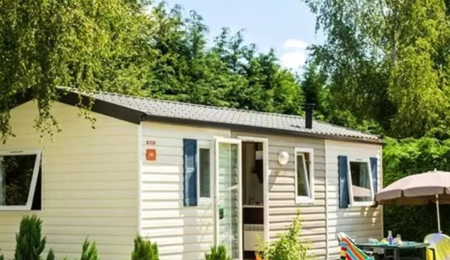 Campsite Domaine des Tours* - Classic 4-room mobile home for 6 people