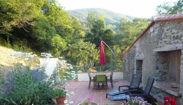 Can Tillet - Peaceful cottage on an organic sheep/ Arabian horse farm
