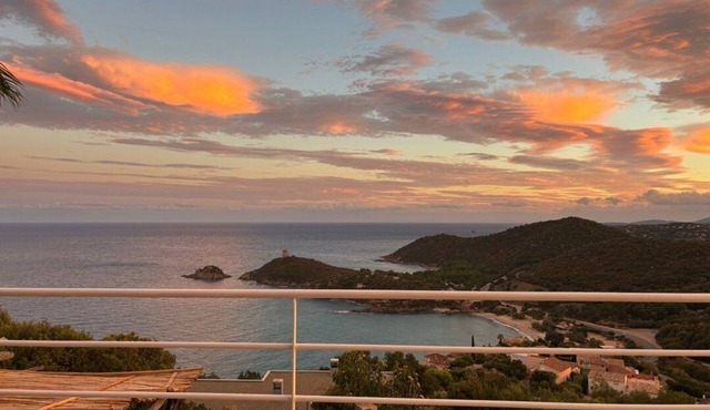 CAROLE VILLA - PRIVATE POOL - SPA- 5*