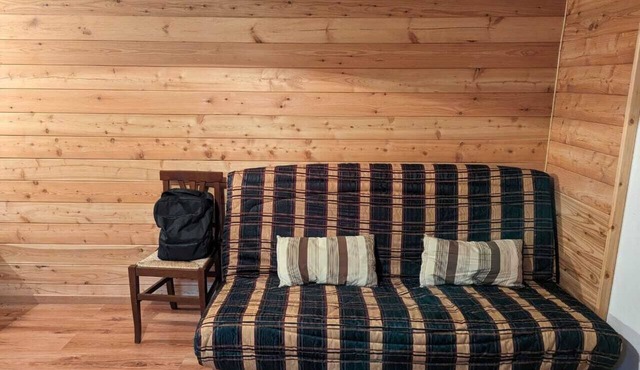 Casa su due Piani, Animali Benvenuti, nel Cuore di un Borgo Occitano