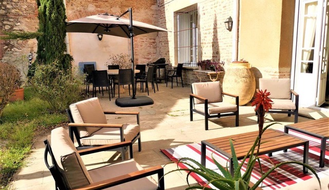 Catalan bastide dating from the 11th century renovated very nice amenities in a quiet area