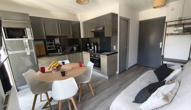 Cauterets: 2-Bedroom Apt, Balcony, WIFI