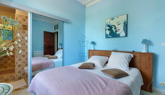 Château du Perray – Marquise Comfort Room with Shared Pool