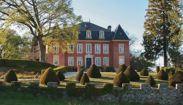 Chateau life on the banks of the Garonne