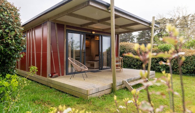 Chalet “20m² - Les Îles Vierges” with Terrace
