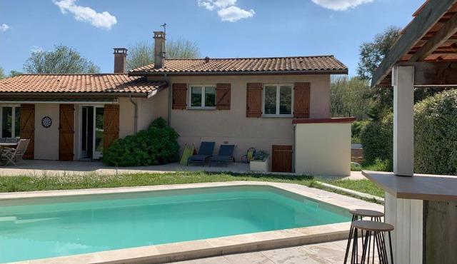 Chambre - belle maison piscine