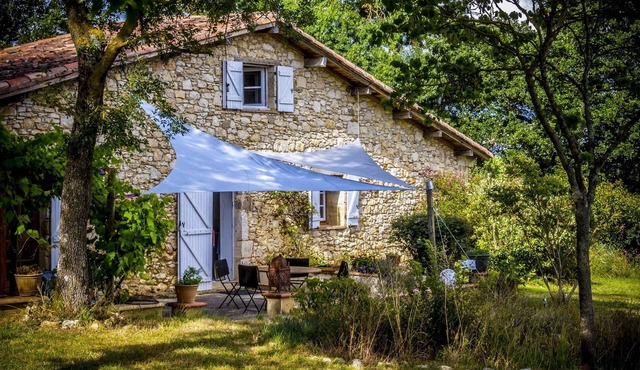 Chambres d'hôtes, Stella - Quiet former sheepfold with swimming pool and panoramic view