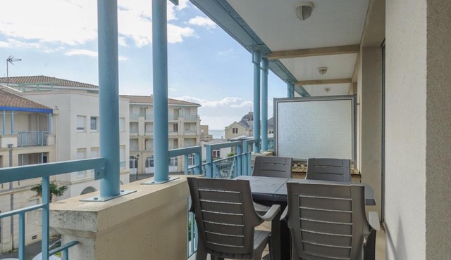Charmant T2 Bis avec Aperçu Mer, Piscine, Parking Privé à 100m Plage - Châtelaillon-Plage - FR-1-258-199