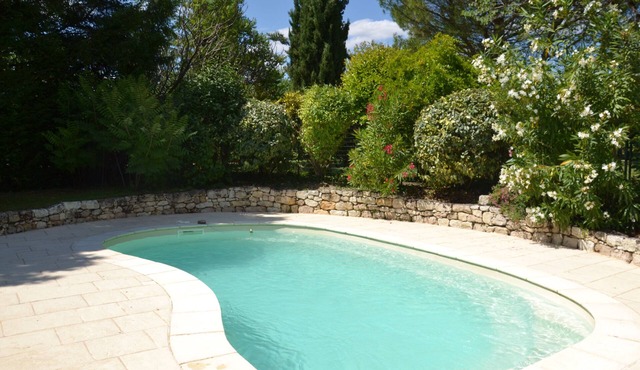 Charming 4-star house with air conditioning and a private pool. FISHING