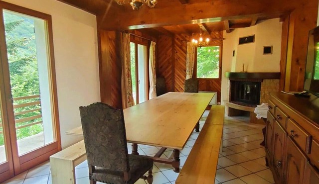 Charming 7-bedroom house in Cauterets