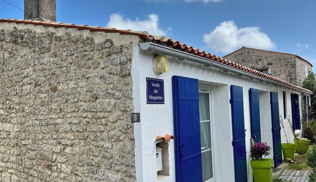 Charming house 300m from the beach