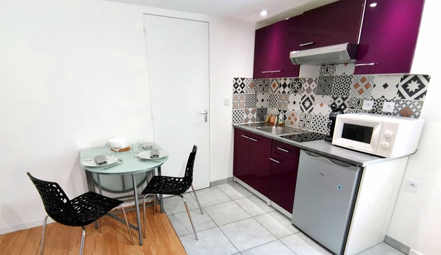 Charming independent studio homestay