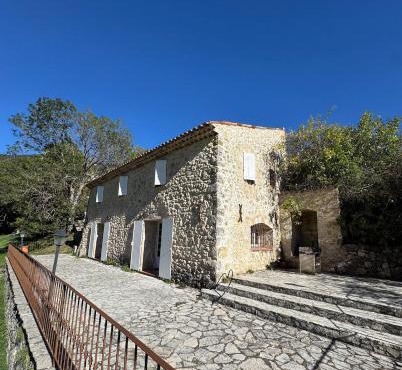 Charming Stone House in Provence