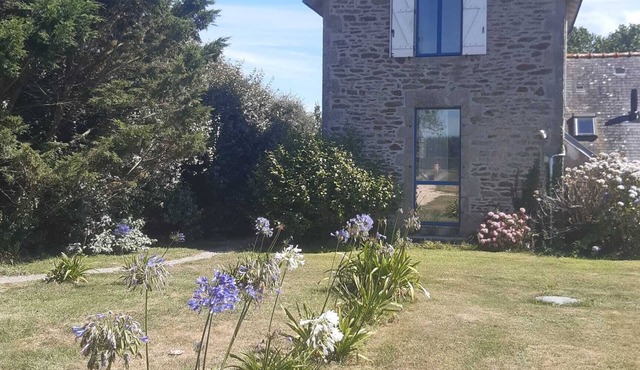 Chic and authentic bourgeois house by the sea, ideal for surfing, beaches and hiking.