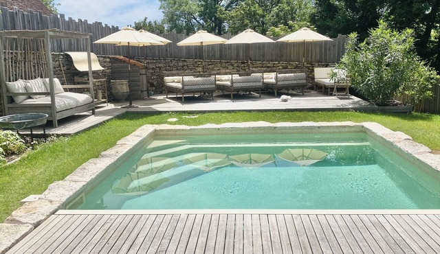 Chic and cosy studio in a Périgord noir hamlet, near Hautefort/Montignac