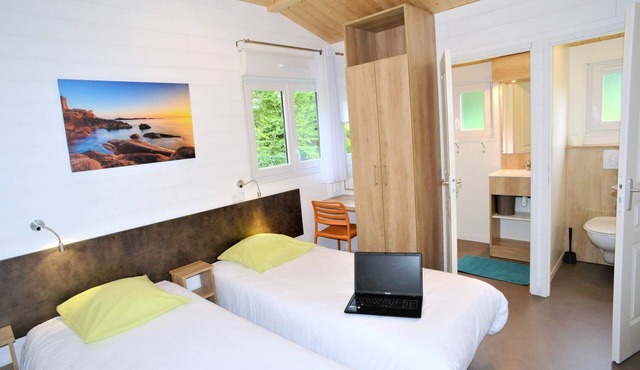 Comfort chalet sleeps 8