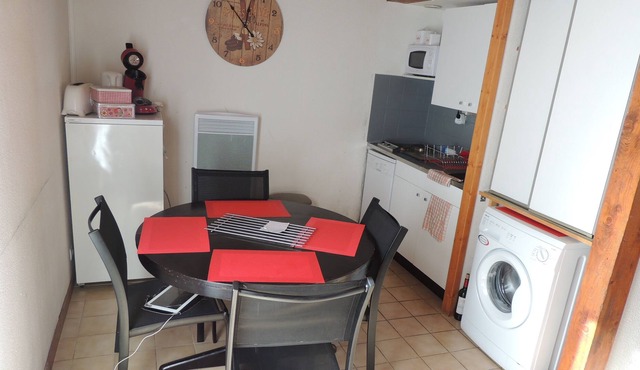 COMFORTABLE CHALET TT TEAM WITH GARDEN 43M2 80M2. Up to 2x 6 people