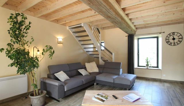 Comfortable Duplex near Granville with Private Terrace and Parking in Saint-Pair-sur-Mer