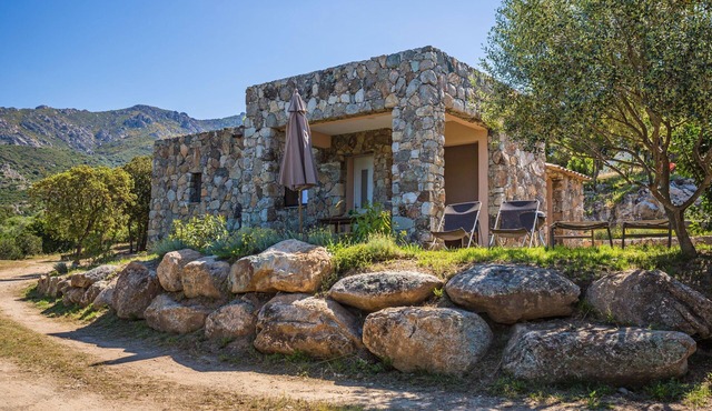 COMFORTABLE HOME IN THE HEART OF NATURE