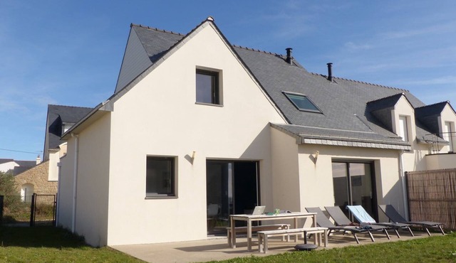 Comfortable house on the seafront in Quiberon