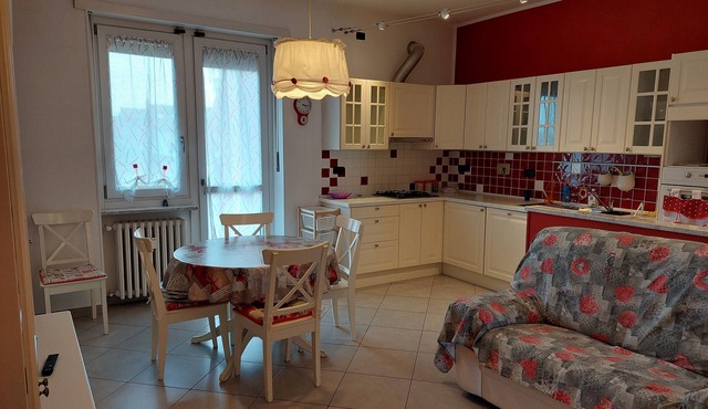 Cornflower: Beautiful accommodation located on the second floor of a small apartment building